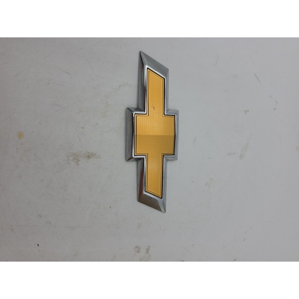 2018-2024 Chevy Equinox Rear Liftgate Bowtie Emblem OEM# 23136673